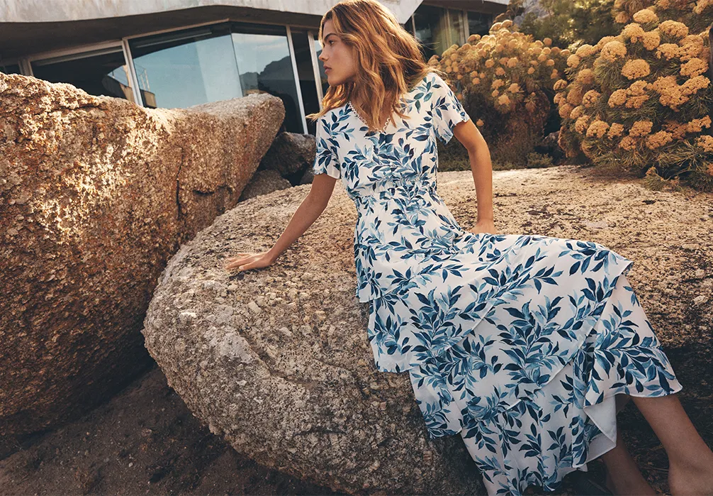 Discover our collection of women’s Maxi Dresses
