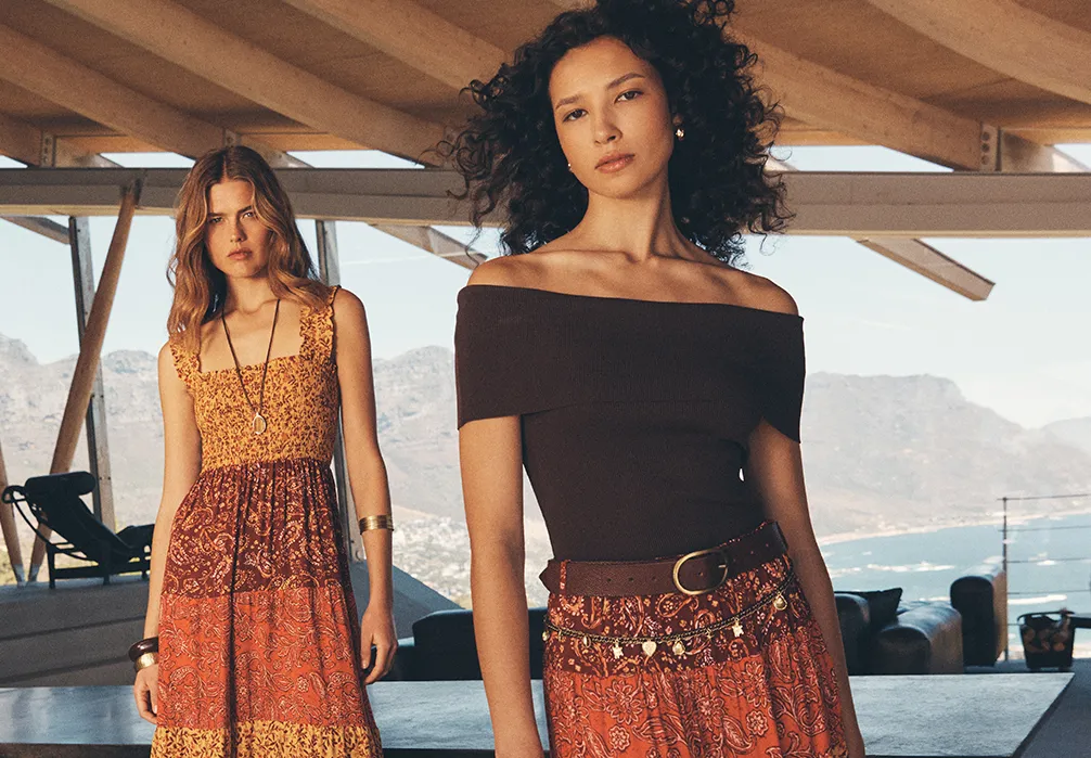 Discover our collection of women’s knitwear…